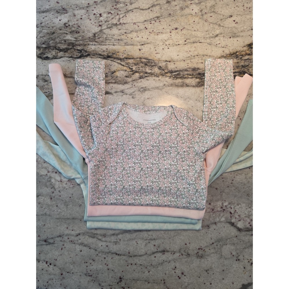 4‎ pack Amazon Essentials long sleeve onsies NWOT 24M